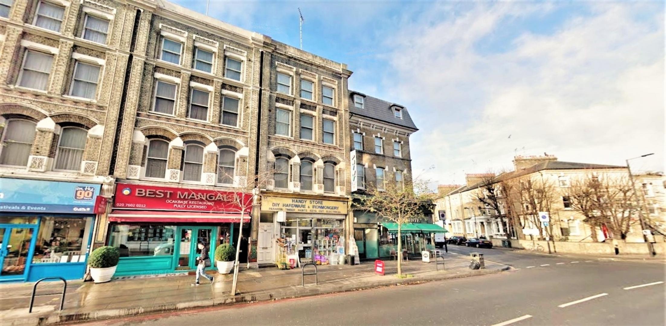 			Studio Apartment, 1 bath, 1 reception Flat			 North End Road, WEST KENSINGTON 